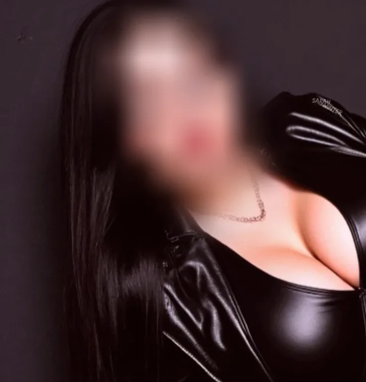 Astrid, 37