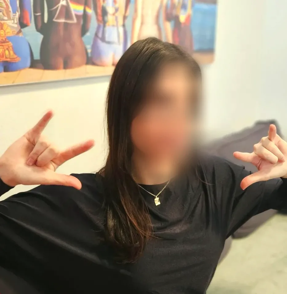 Fatima, 27