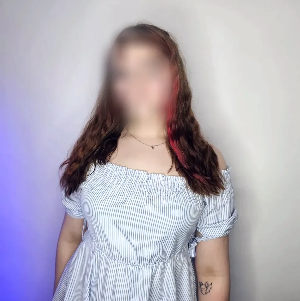 Hanna, 21