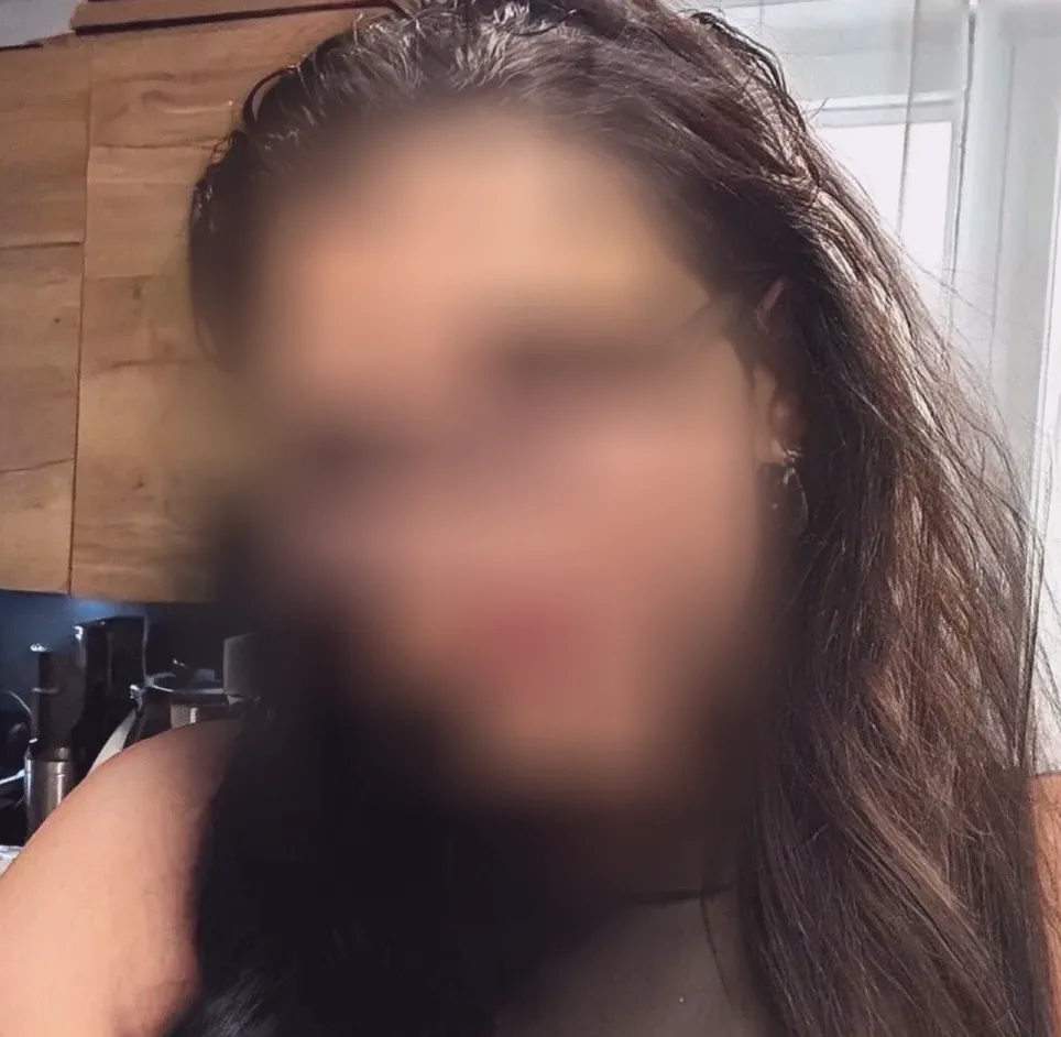 Nour, 39