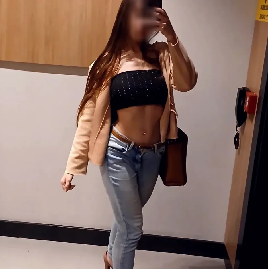 Sofia, 21