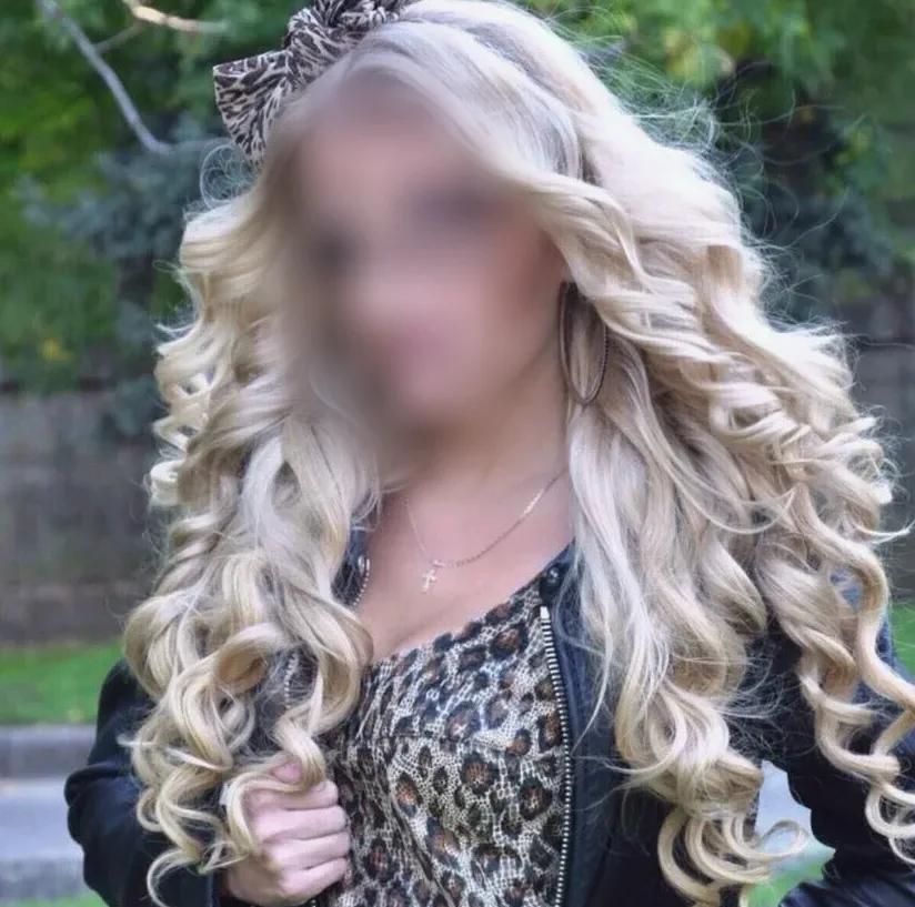 Stella, 30