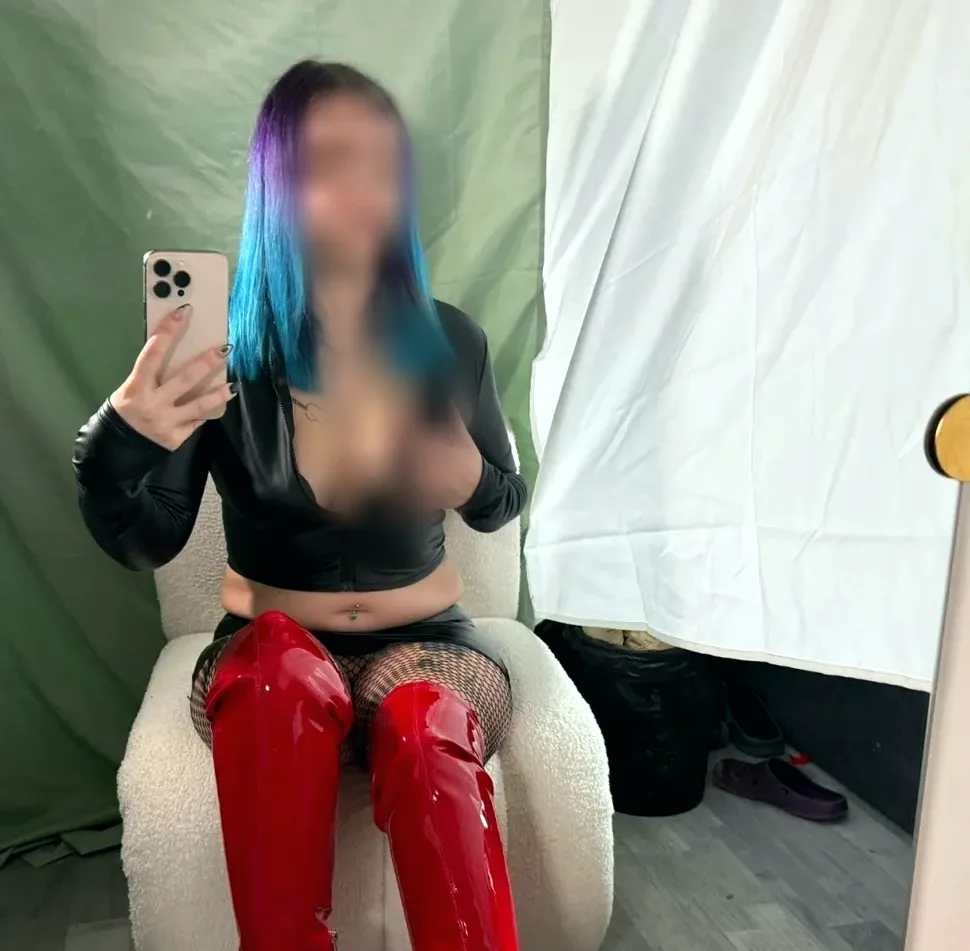 Vega, 27